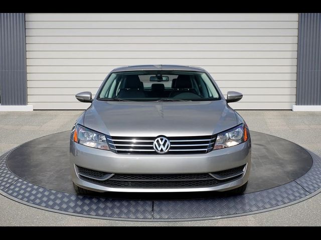 2012 Volkswagen Passat SE