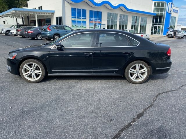 2012 Volkswagen Passat TDI SEL Premium