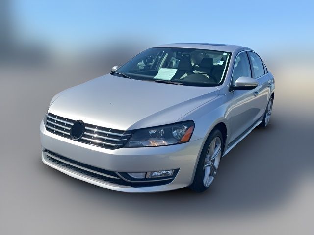 2012 Volkswagen Passat SEL Premium