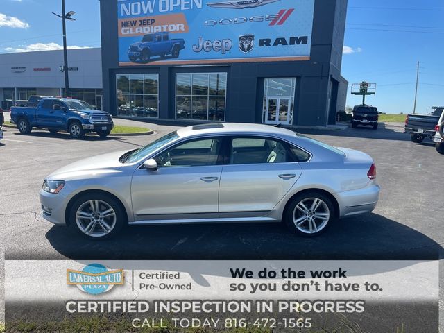 2012 Volkswagen Passat SEL Premium