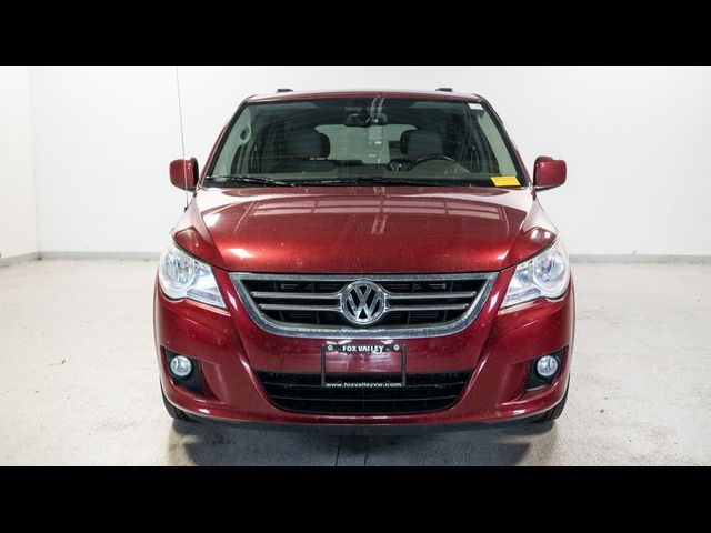 2012 Volkswagen Routan SE