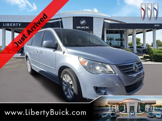 2012 Volkswagen Routan SE