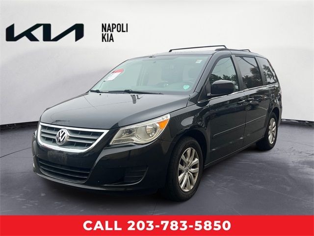 2012 Volkswagen Routan SE