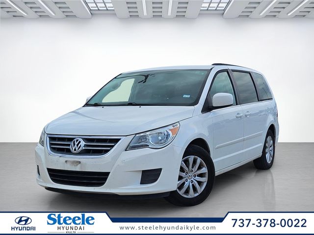 2012 Volkswagen Routan SE