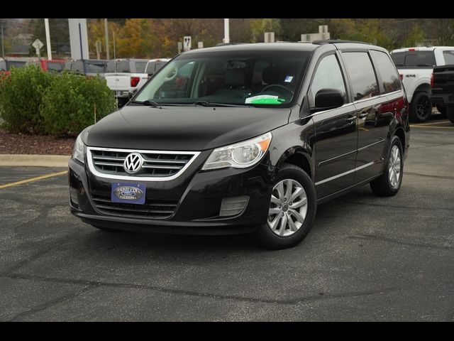 2012 Volkswagen Routan SE