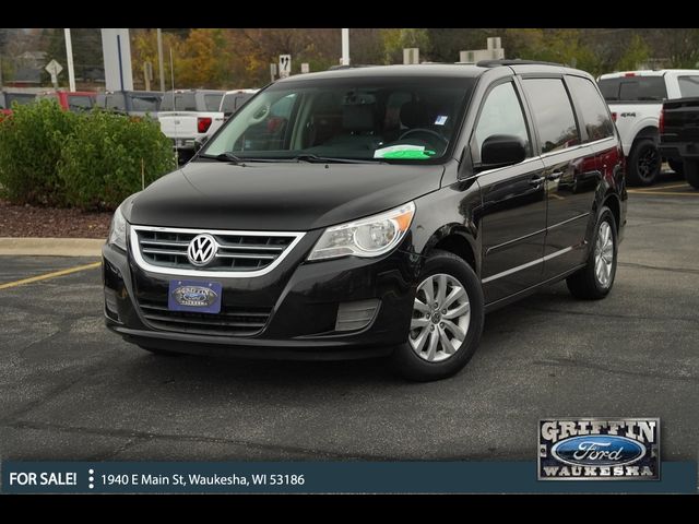 2012 Volkswagen Routan SE