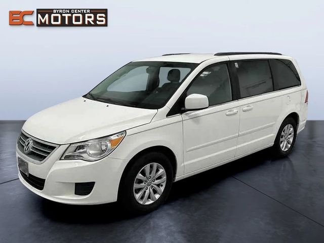 2012 Volkswagen Routan SE