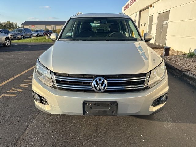 2012 Volkswagen Tiguan SE Navigation