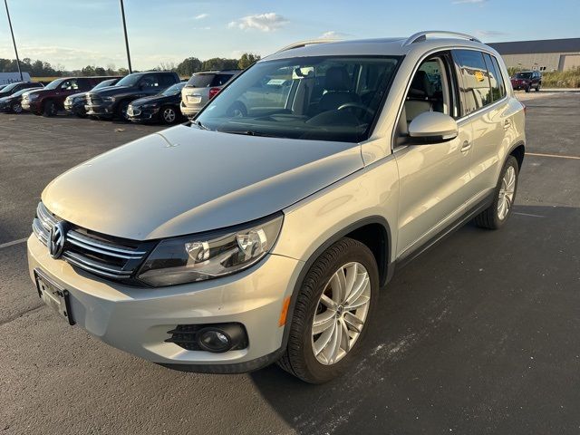 2012 Volkswagen Tiguan SE Navigation