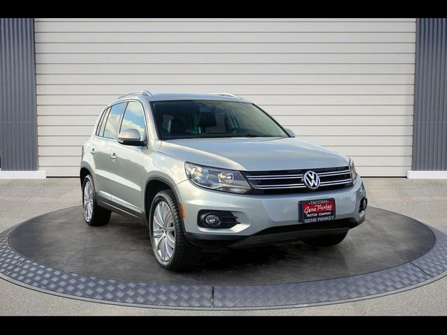 2012 Volkswagen Tiguan SE Navigation