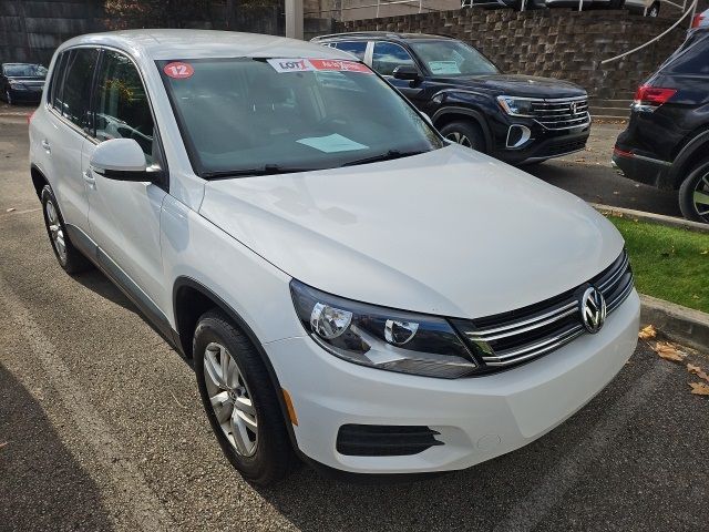 2012 Volkswagen Tiguan LE