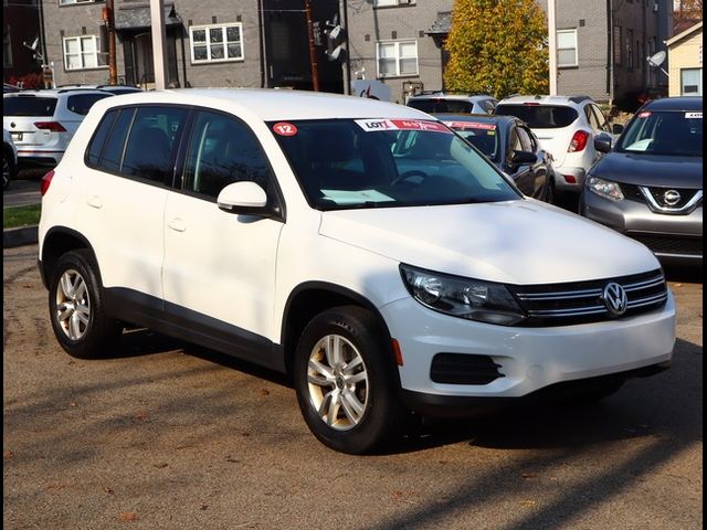 2012 Volkswagen Tiguan LE