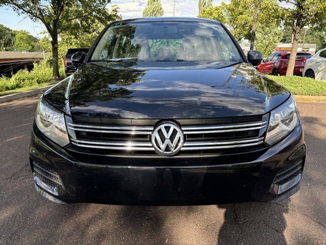 2012 Volkswagen Tiguan LE