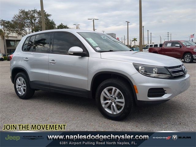 2012 Volkswagen Tiguan LE