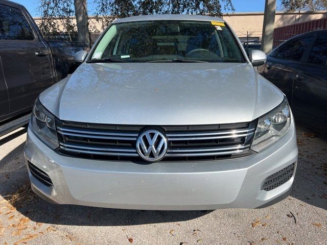 2012 Volkswagen Tiguan LE