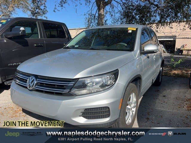 2012 Volkswagen Tiguan LE