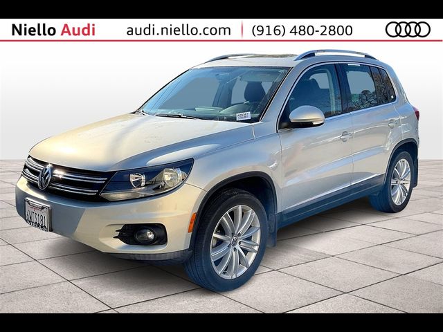 2012 Volkswagen Tiguan SE Navigation