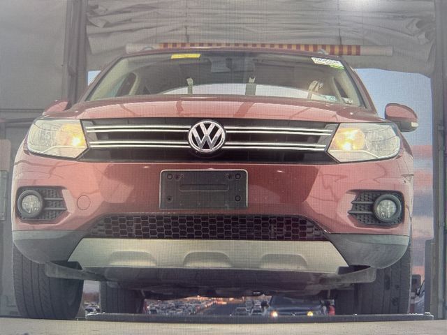 2012 Volkswagen Tiguan SE Navigation