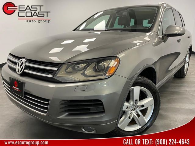 2012 Volkswagen Touareg Lux