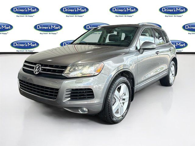 2012 Volkswagen Touareg Lux