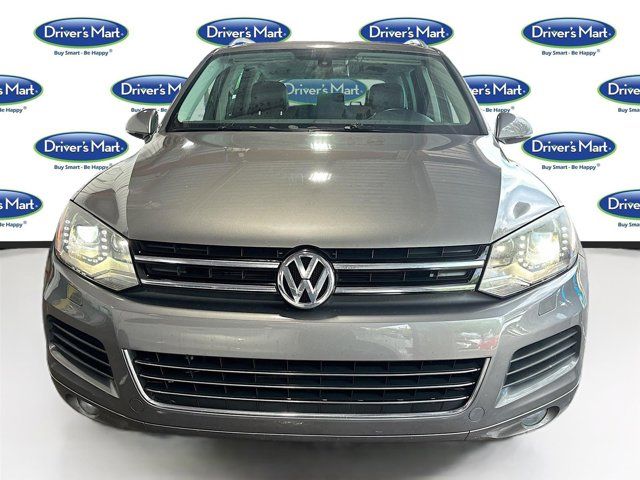 2012 Volkswagen Touareg Lux