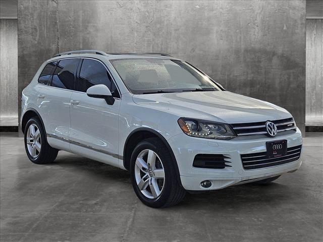 2012 Volkswagen Touareg Base