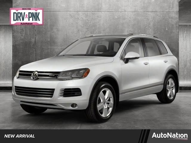 2012 Volkswagen Touareg Base