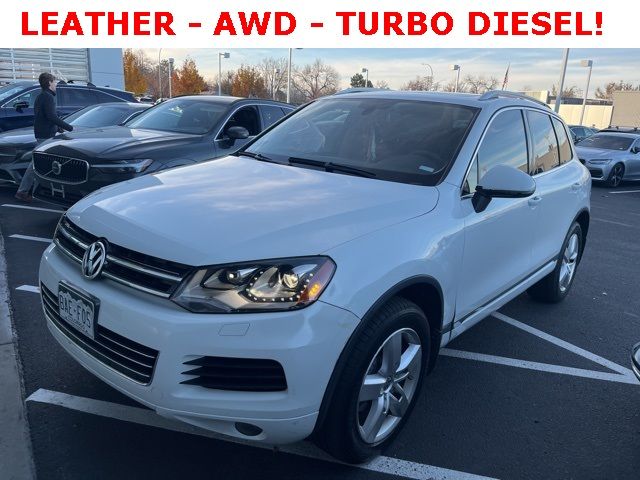 2012 Volkswagen Touareg Lux