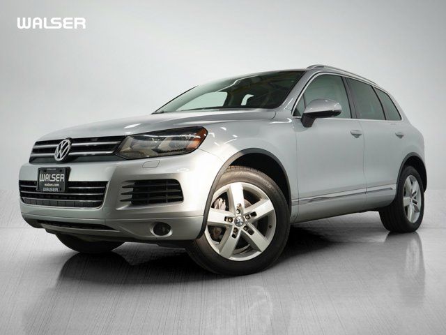 2012 Volkswagen Touareg Lux