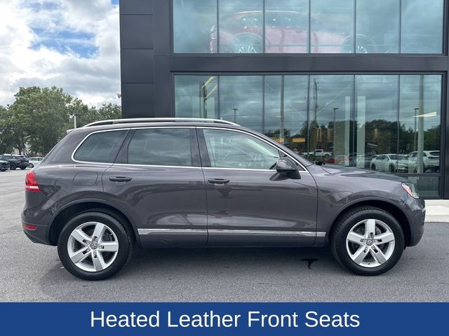 2012 Volkswagen Touareg Lux