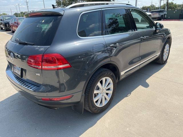 2012 Volkswagen Touareg Sport Navigation