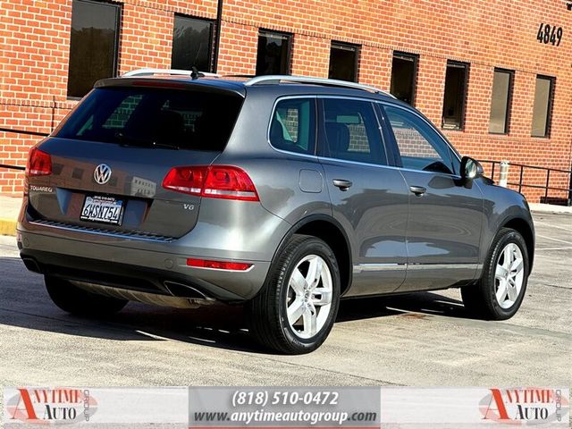 2012 Volkswagen Touareg Lux