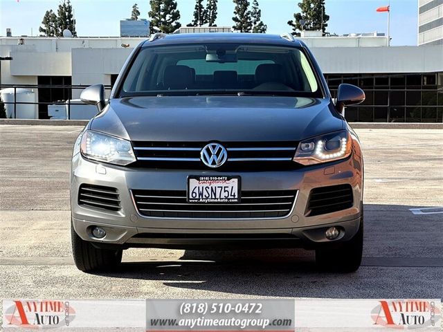 2012 Volkswagen Touareg Lux