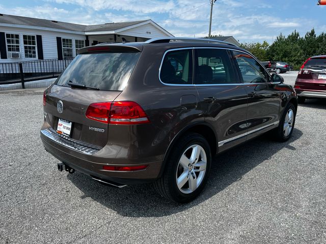 2012 Volkswagen Touareg Base