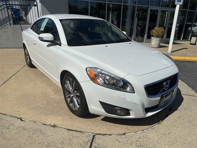 2012 Volvo C70 T5