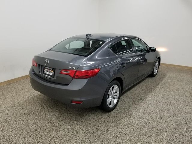 2013 Acura ILX Base