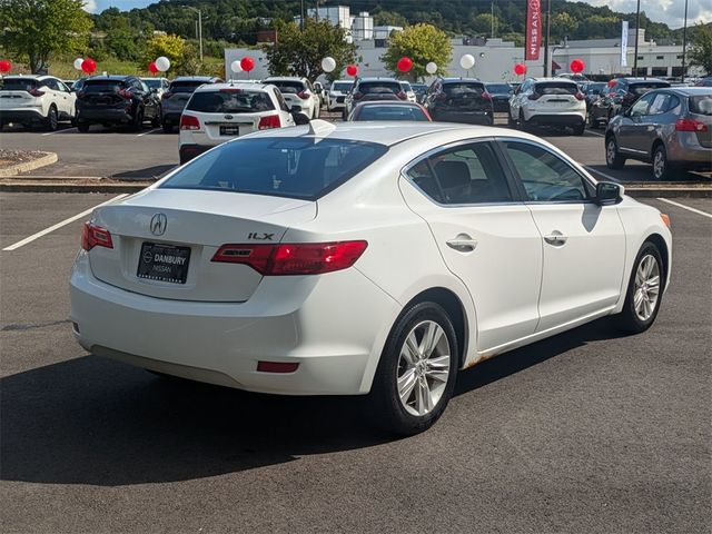 2013 Acura ILX Base