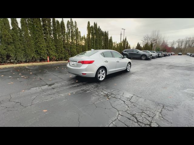 2013 Acura ILX Premium