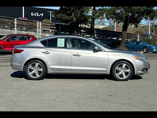 2013 Acura ILX Premium