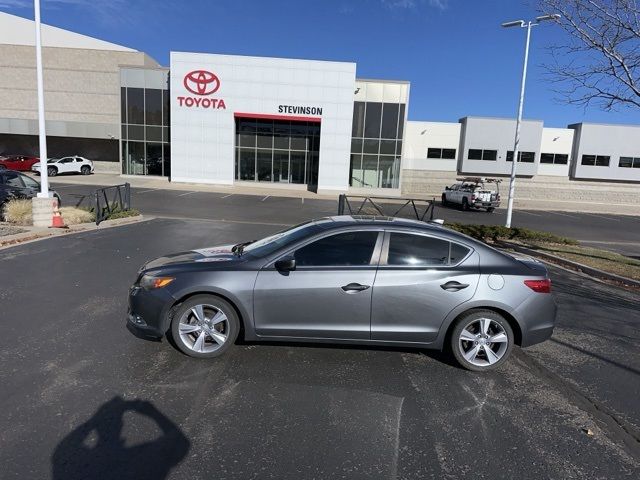 2013 Acura ILX Premium