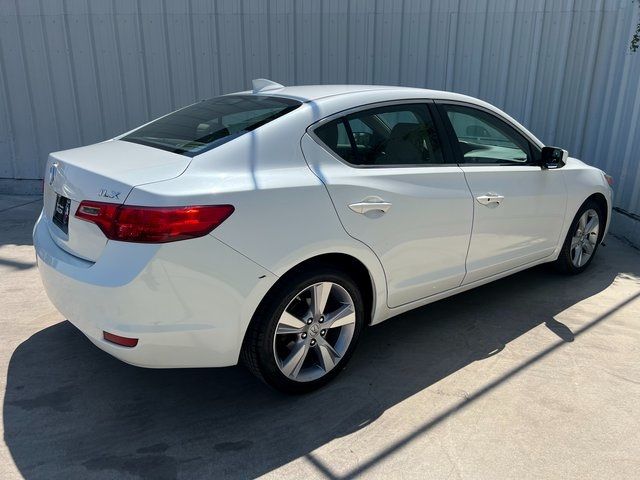 2013 Acura ILX Technology