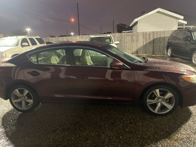 2013 Acura ILX Technology