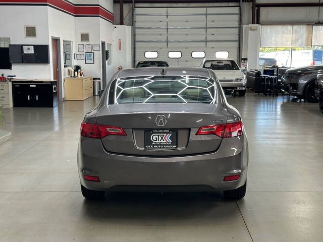 2013 Acura ILX Premium