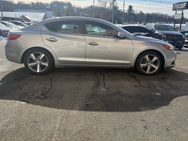 2013 Acura ILX Premium