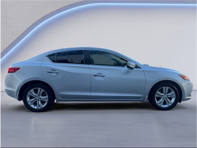 2013 Acura ILX Base