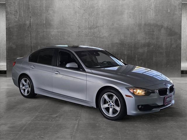 2013 BMW 3 Series 320i