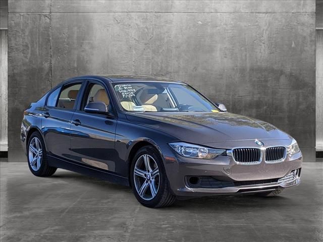 2013 BMW 3 Series 320i