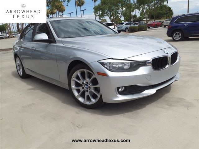 2013 BMW 3 Series 320i