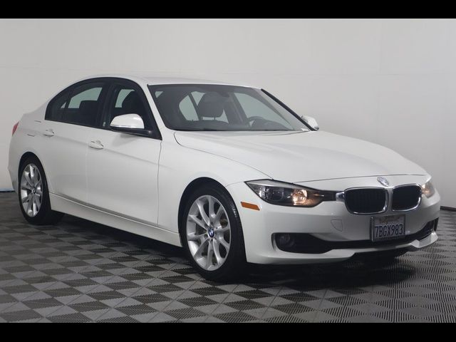 2013 BMW 3 Series 320i