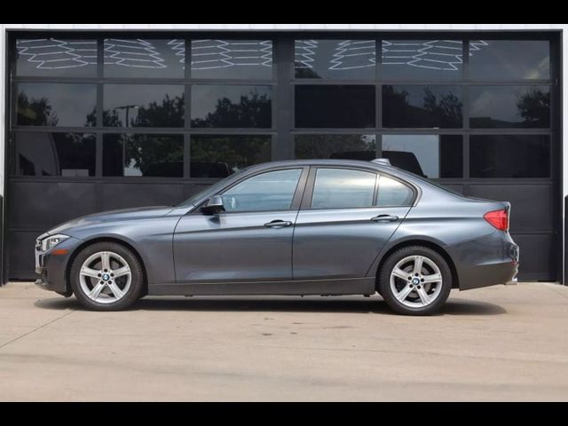 2013 BMW 3 Series 320i